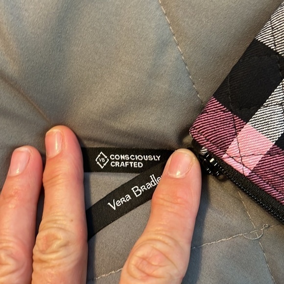 Vera Bradley ID/Money case, silver Key ring plastic window zipper closure - Picture 7 of 7